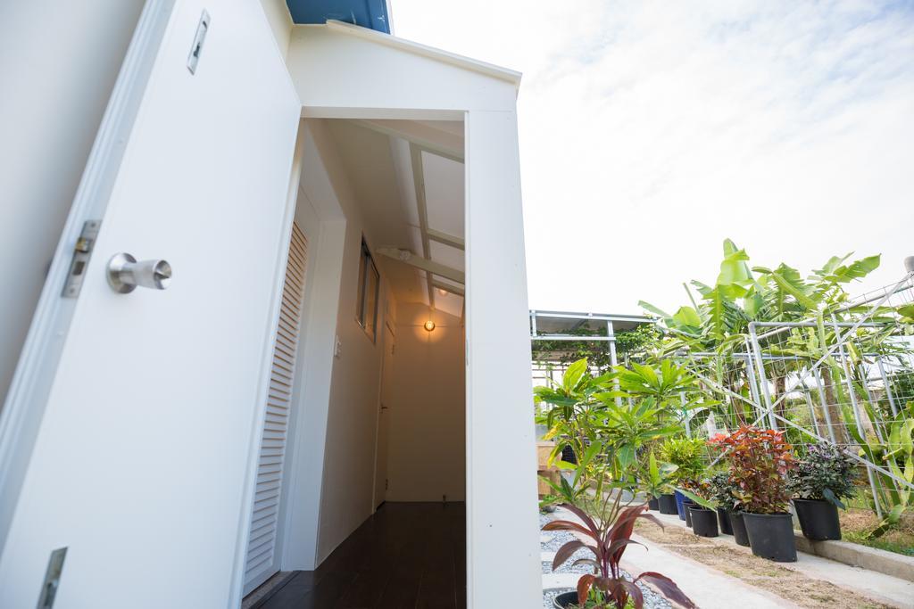 Hacobune Tinyhouse Onna Kültér fotó